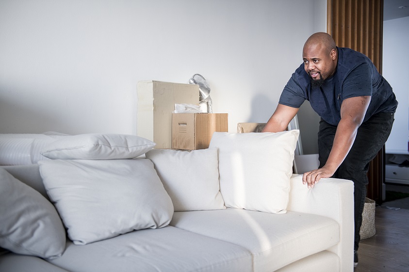 Navigating the Challenges of Moving Large and Bulky Furniture During a Residential Move